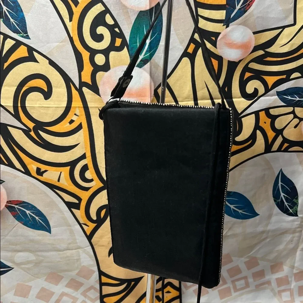 The Bamboo Trading Company Night Bloom Black Club Bag